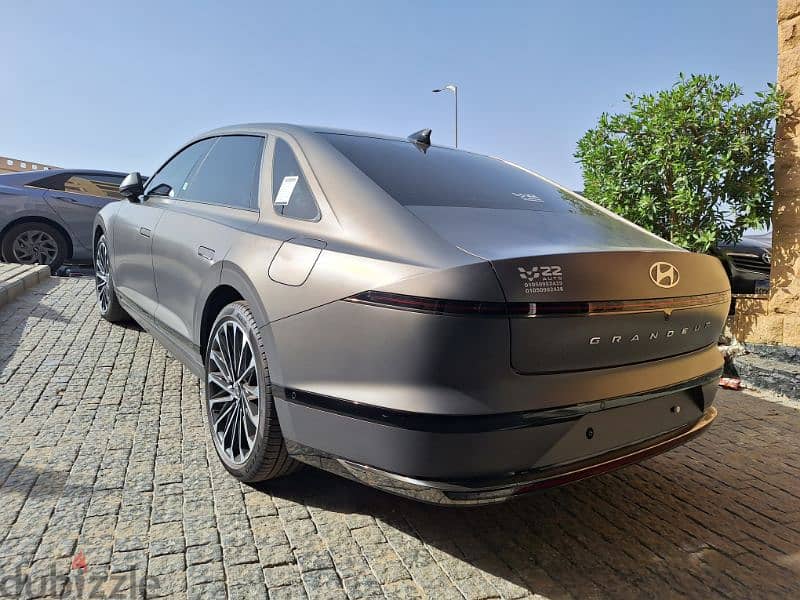 هيونداي ازيرا هايبرد 2023 / Hyundai Azera Hybrid 16