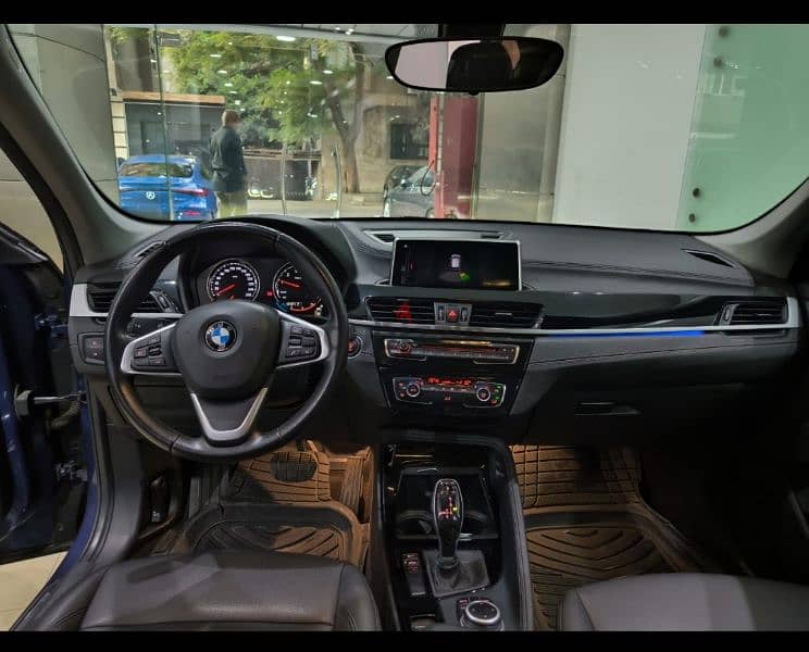 BMW X1 model 2021 3