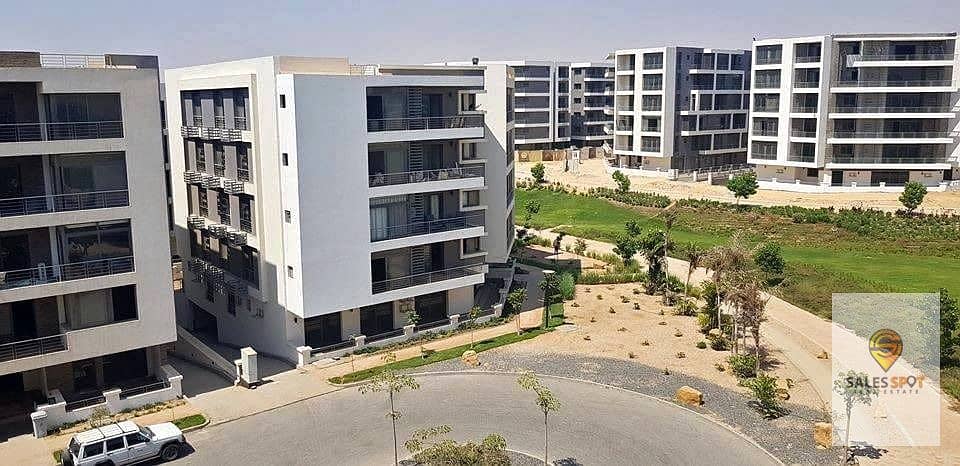 With a 5% down payment, a 133 sqm two-bedroom apartment for sale in Taj City, First Settlement, directly in front of the airport and near Al-Rehab 5