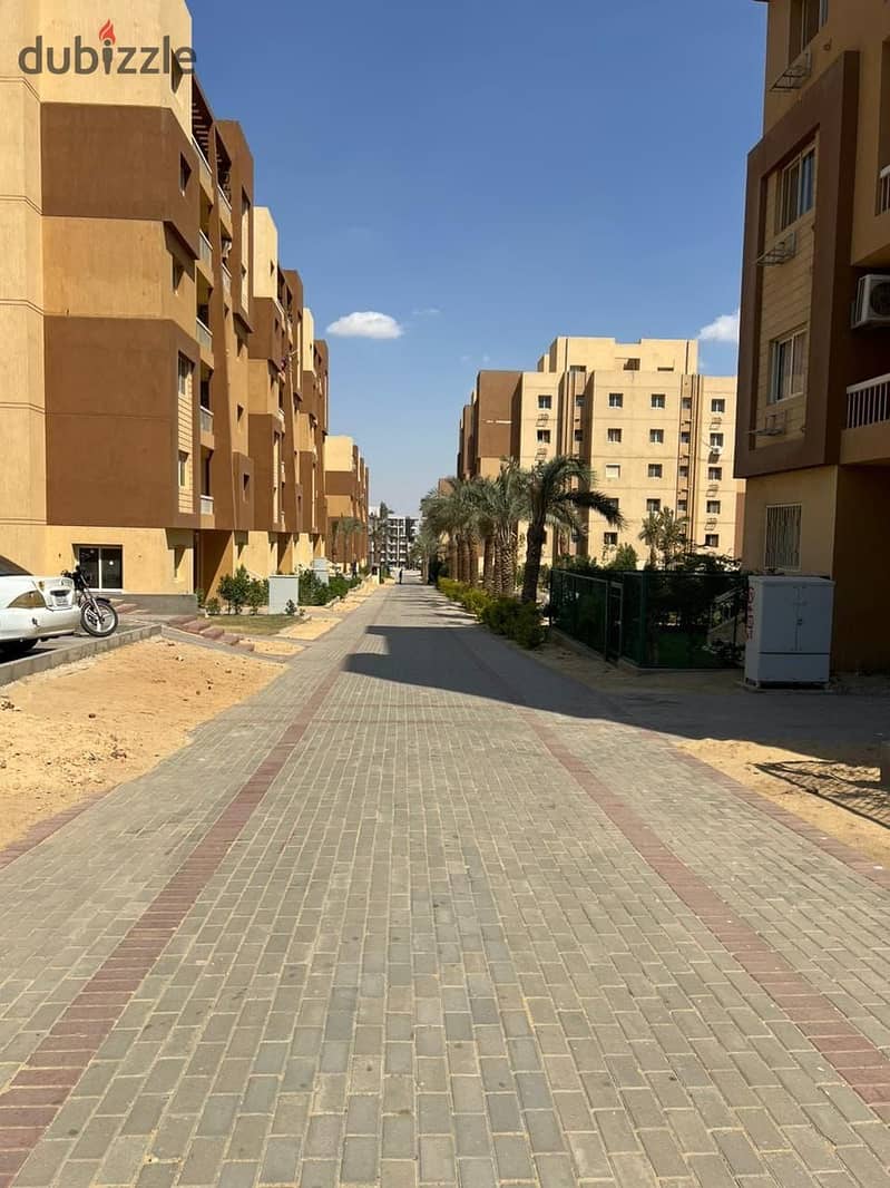 Apartment for sale in Ashgar City in October Gardens in installments over the longest repayment period without interest with a distinctive view of gre 9