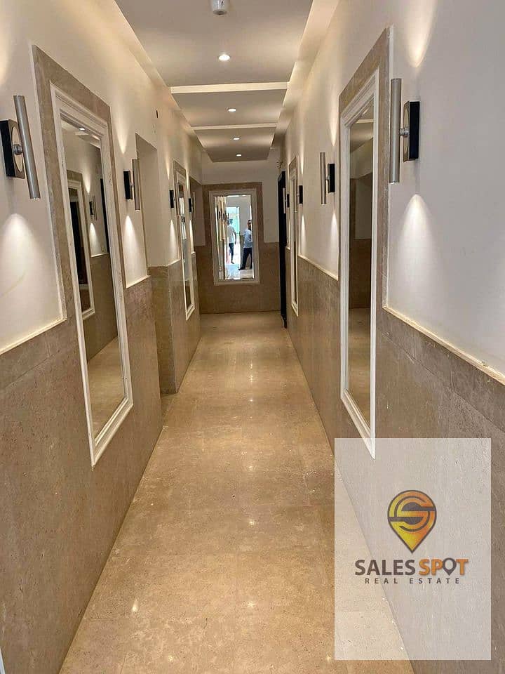 At the lowest price, a 112-square-meter apartment with a 5% down payment for sale in Sarai Compound, next to Madinaty and in front of Shorouk City 6