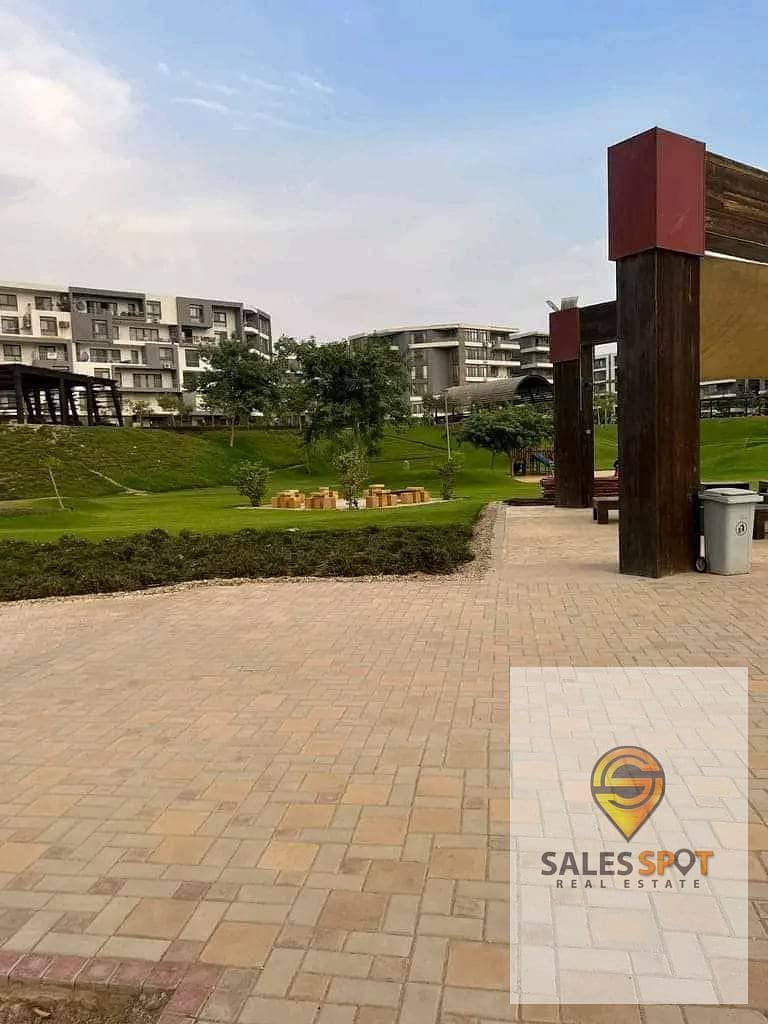 Apartment for sale in Garden View with a distinctive division in the first assembly, Taj City Compound, in front of the Kempinski Hotel 1