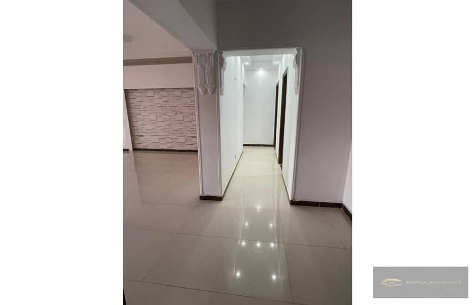 A luxury apartment with high-end finishes in the Ashgar neighborhood compound in 6th of October City, in front of the Dreamland compound, Mall masr 2