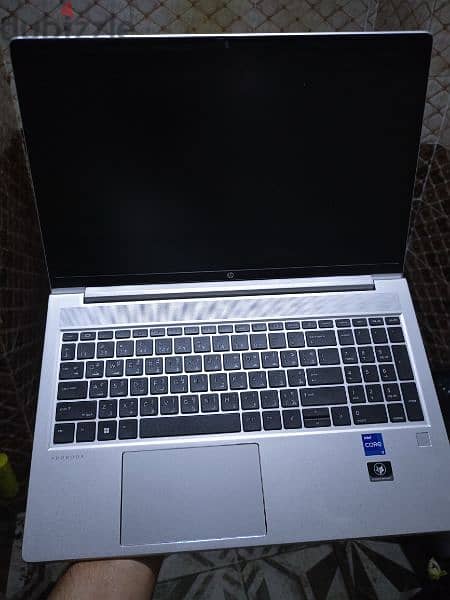 Hp Probook 450 G9 i7 1255u mx 2GB 4