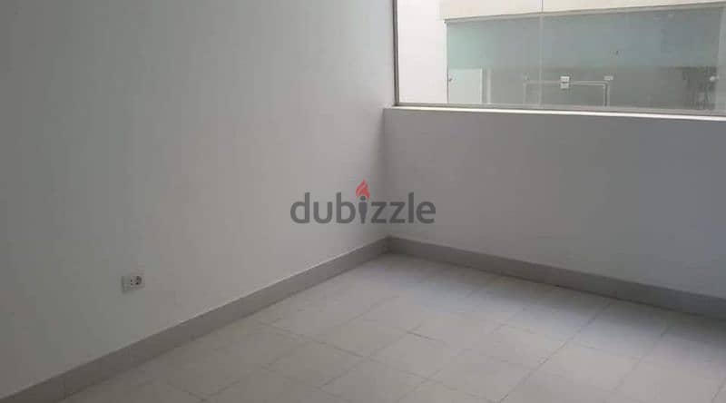 50m Office for Rent - مكتب ٥٠م للايجار 3