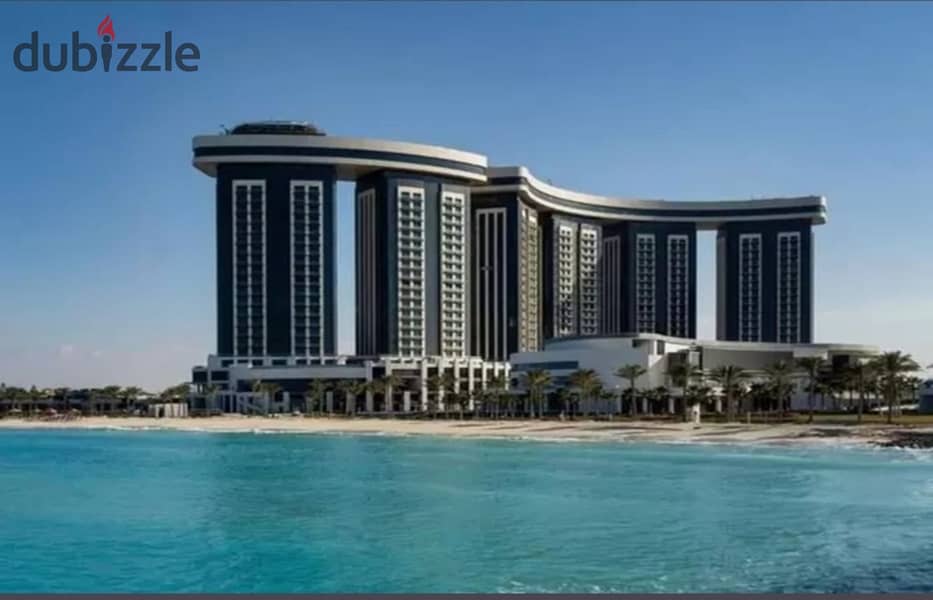 شقة للبيع 250م Sea View الترا لوكس في مزارين العلمين الجديدة أمام فندق الماسة 5