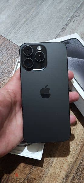 iphone 15 pro max black titanium 512 7