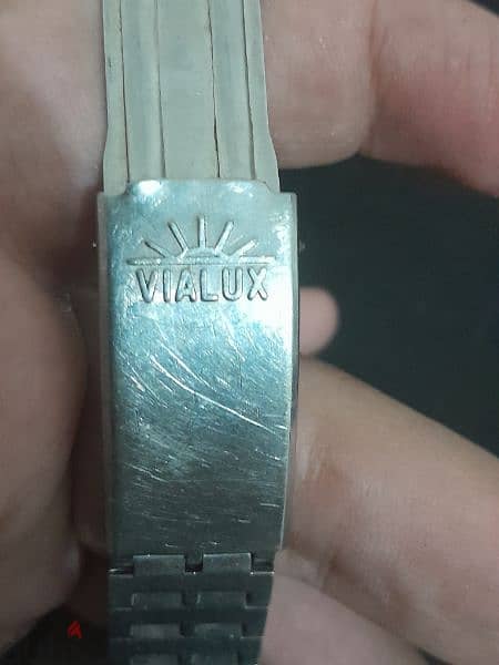 ساعة قديمة تراثية سويسري vIAlux 4