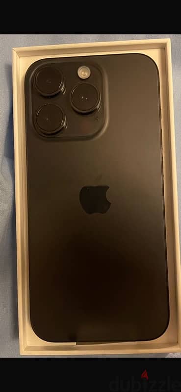 الوحيد تيرا بايت iphone 15 pro 1TB 1