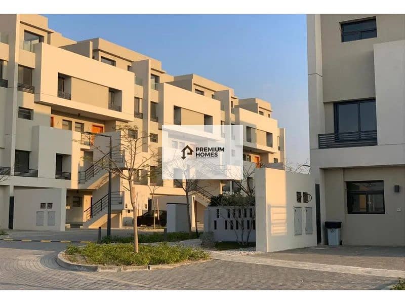 Duplex with roof for sale, immediate delivery, fully finished, at a price lower than the market, in Al Burouj Compound. 7