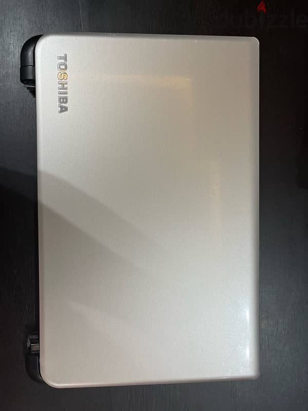 toshipa laptop 1