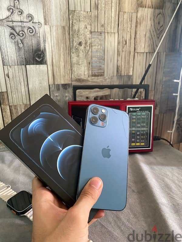 iPhone 12 Pro 256 خطين 3