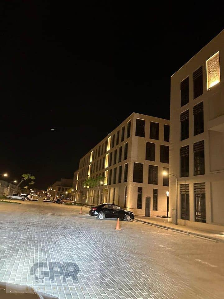 مبني تجاري للبيع فى افضل موقع فى التجمع الخامس / Commercial building for sale in the best location in the Fifth Settlement 0