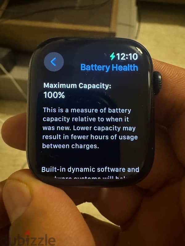 Apple watch series 8, battery 100% 3