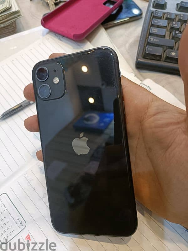 iPhone 11 4