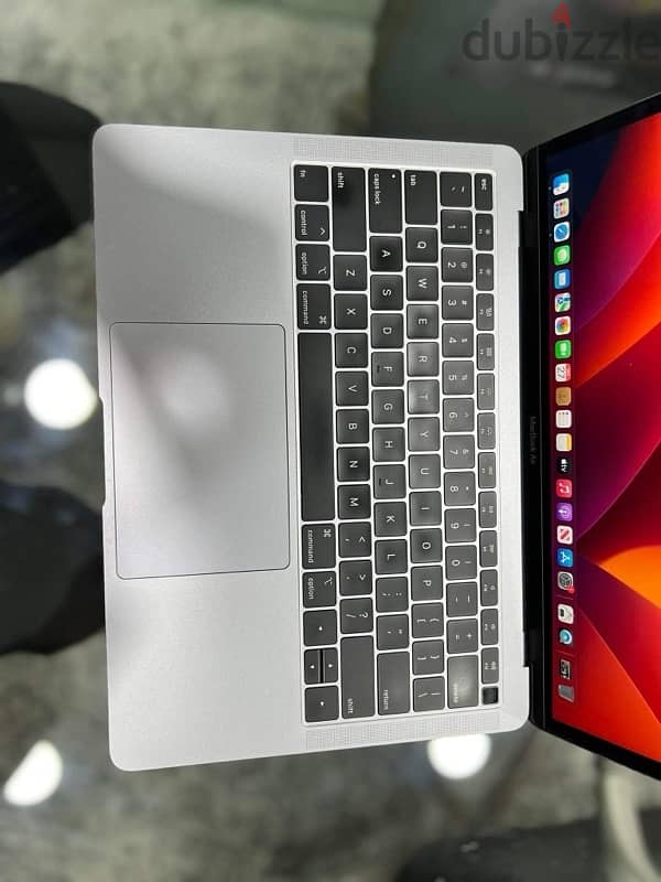 macbook air 2019 3