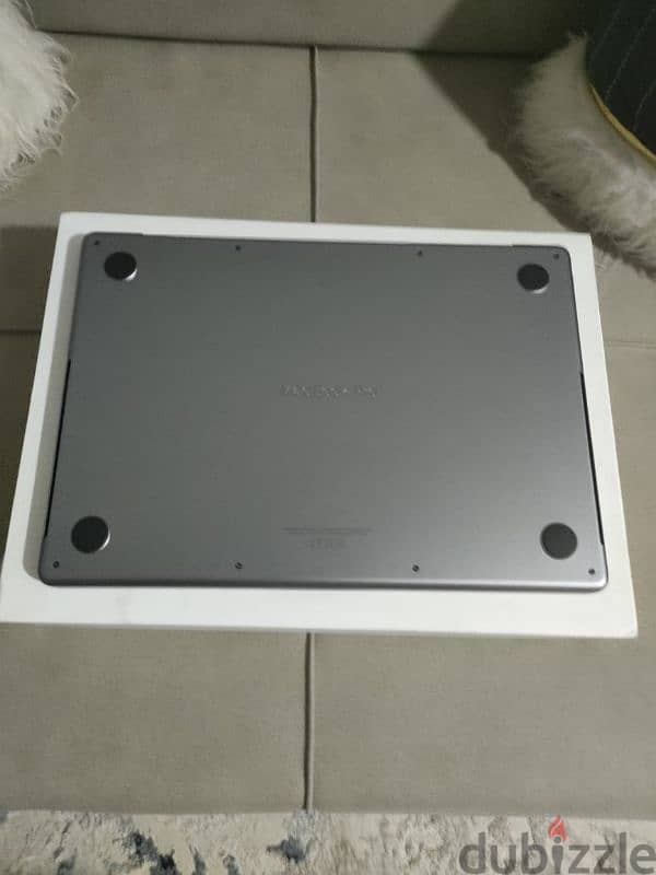 MacBook pro M1 pro 14 inch Open Box 11