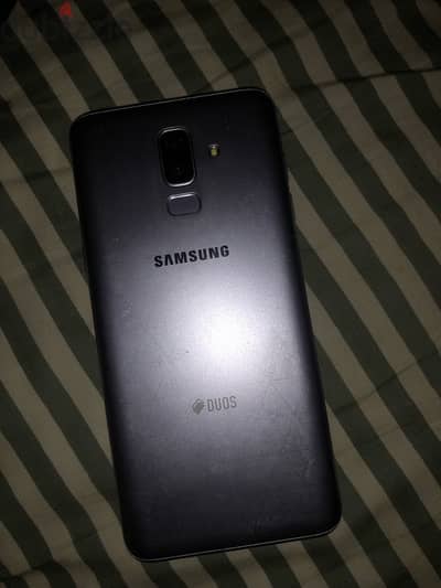 سامسونج j8  samsung