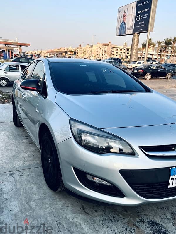 Opel Astra 2021 1