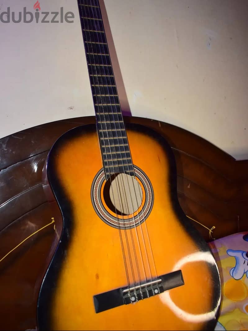 Italian Eco guitar for sale جيتار ايكو ايطالي للبيع 1