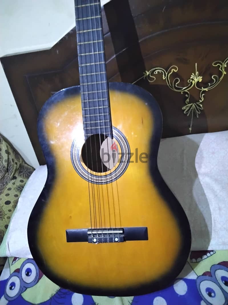 Italian Eco guitar for sale جيتار ايكو ايطالي للبيع 2