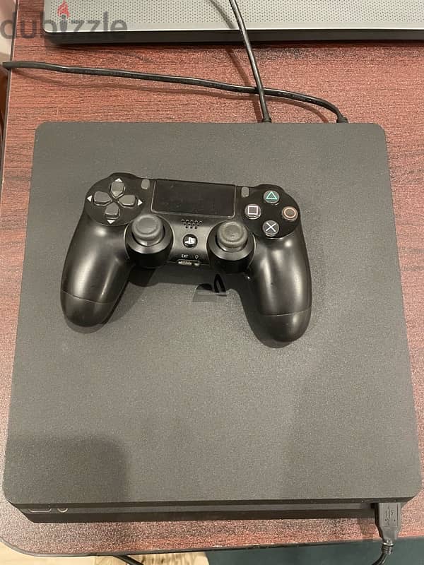 playstation 4 slim 1