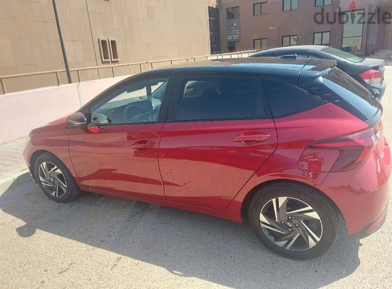 hyundai i20 للايجار 6