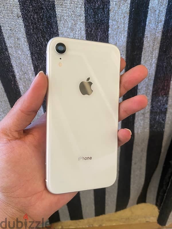 iphone xr  64 1