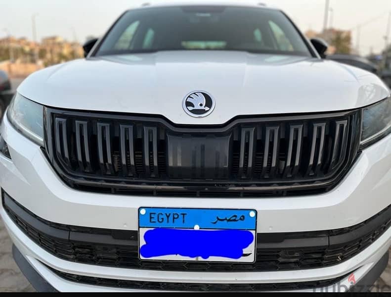 سكودا كودياك 7 راكب 4*4  ايجار مده  دفع sport line 2000cc 12