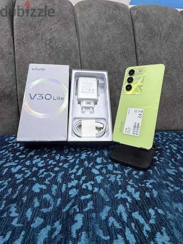 فيفو v30 lite  للبدل للبدل بنفس المستوي 1