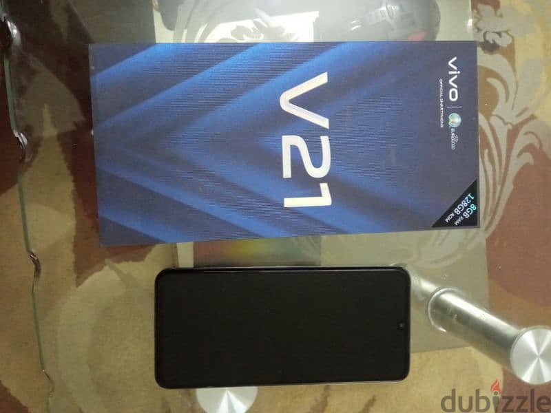 vivo v21 بحالة ممتازة 2