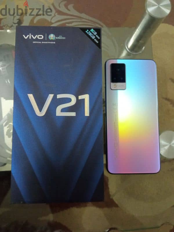 vivo v21 بحالة ممتازة 3