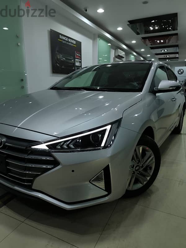 Hyundai Elantra 2025 توب لاين فضى 4