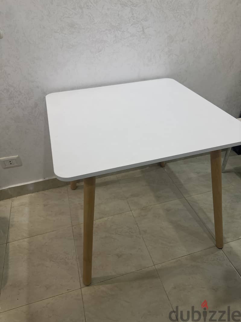 Dining Table for sale 0