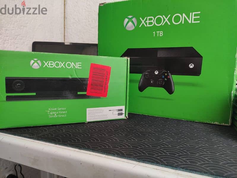 Xbox one 1TB very good condition NOT OPEND -USA 6