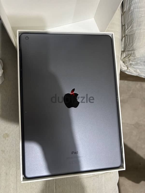 ipad gen 8 128g like new 2