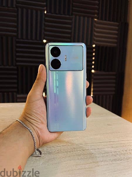 Realme Gtneo 5 se 4