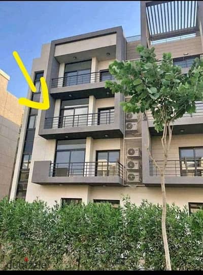 Apartment for sale in Taj City Compound in front of Cairo International Airport and Cairo Festival at a very special price, compound ready for inspect