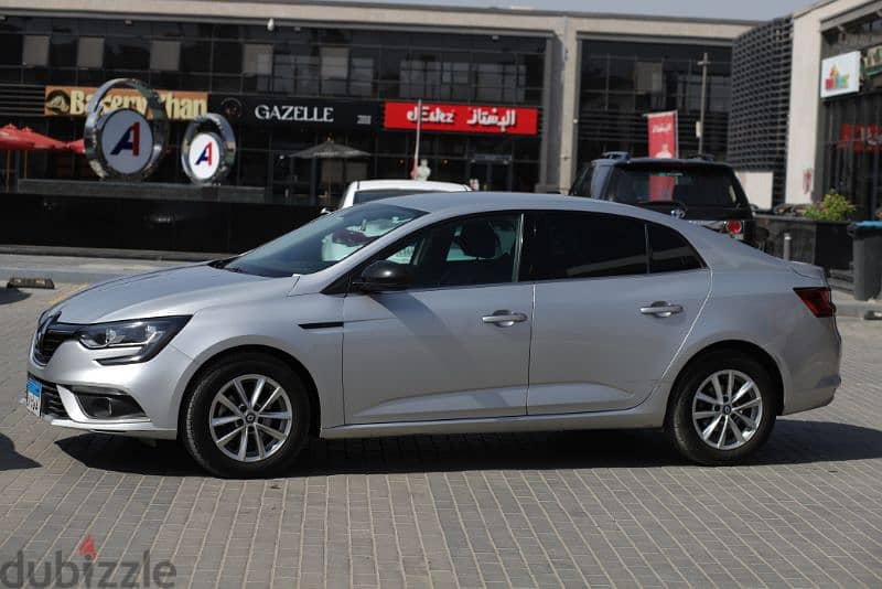 Renault Megane 2019 مالك اول ، فابريكا بالكامل 2