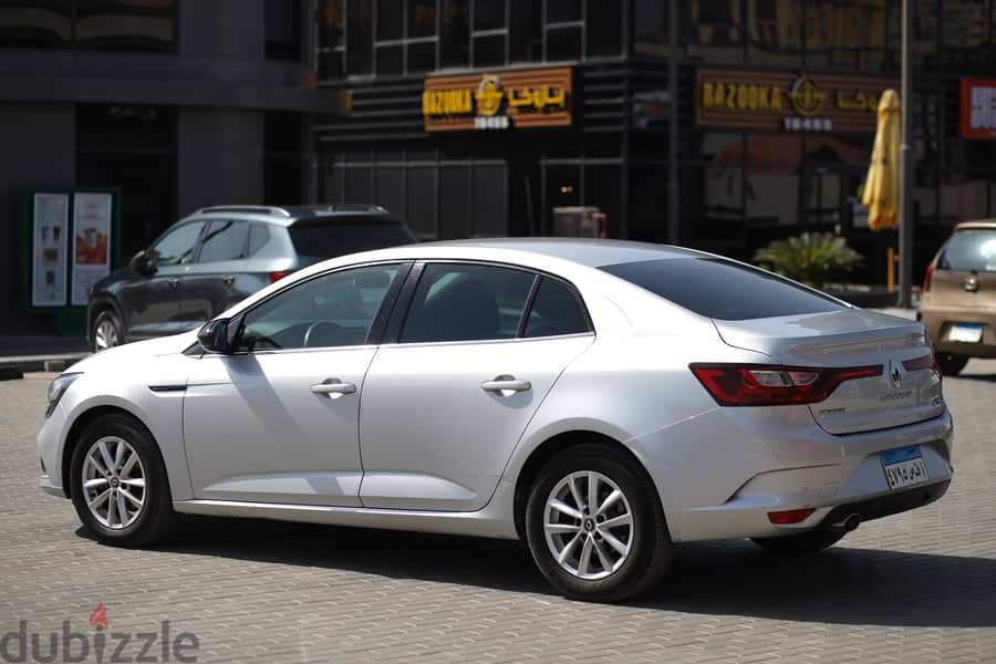 Renault Megane 2019 مالك اول ، فابريكا بالكامل 4