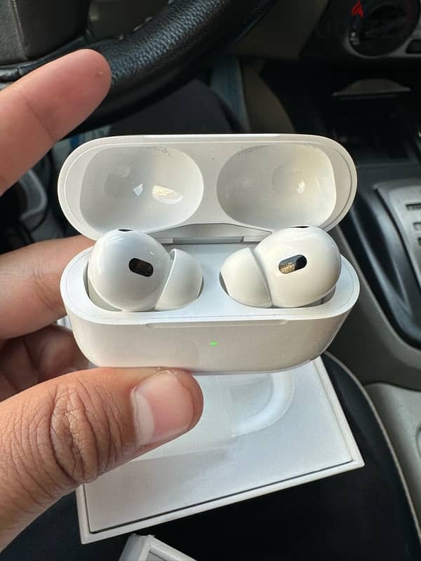 Airpods Pro 2 ( Second Generation / USB C ) 1