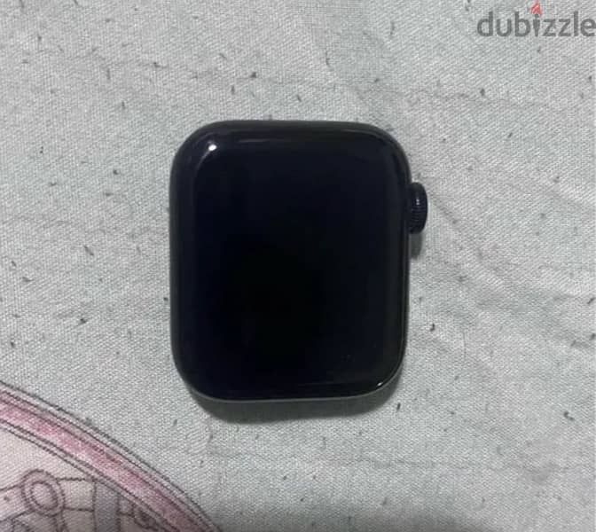 Black Apple Watch SE 2 40mm 2