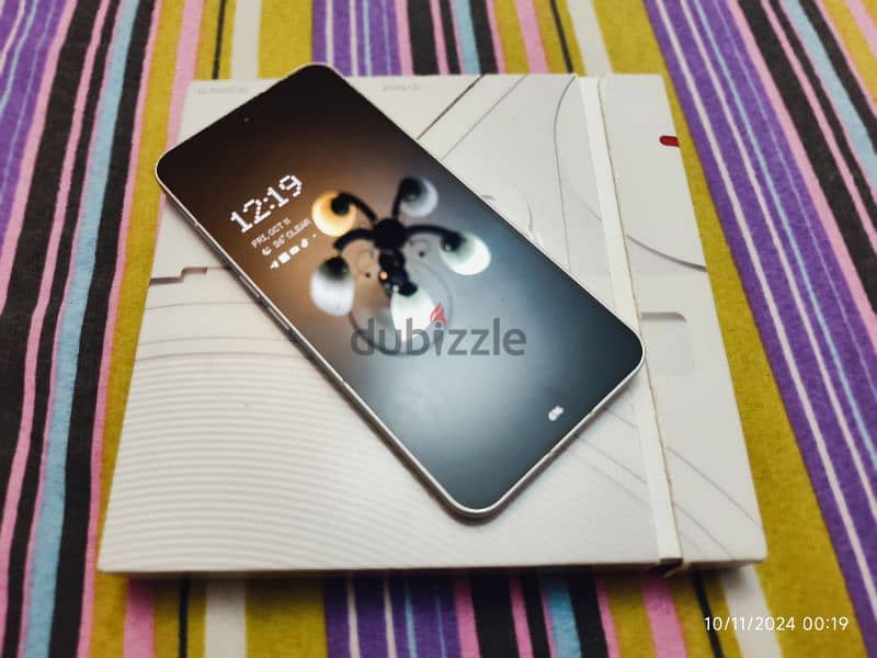 Nothing Phone 2 5G كسر زيرو بحالة الجديد وارد الأمارات 4