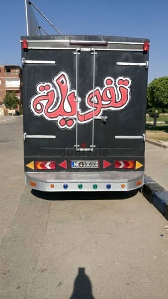 food truck عربه طعام متنقله