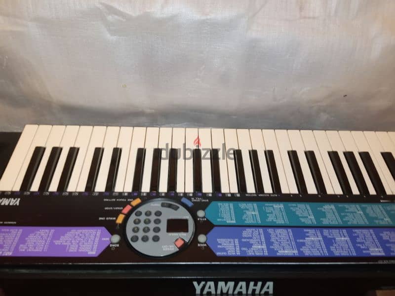 piano Yamaha psr 77 1