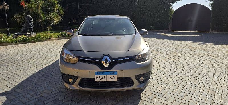 Renault Fluence 2016 24,000 km as new 1