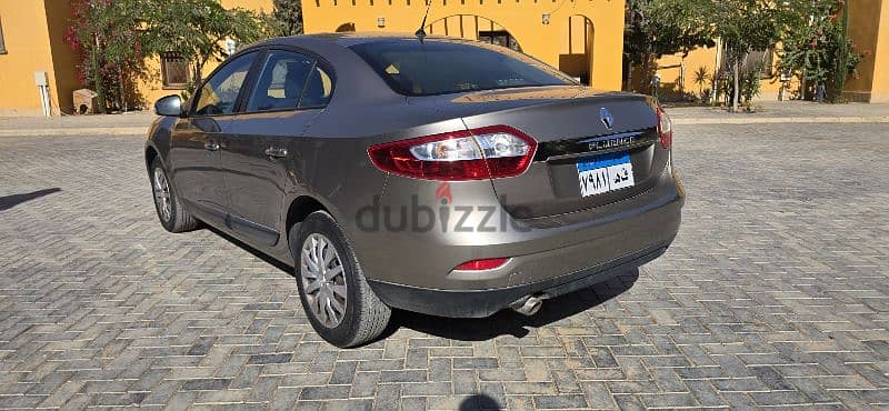 Renault Fluence 2016 24,000 km as new 3