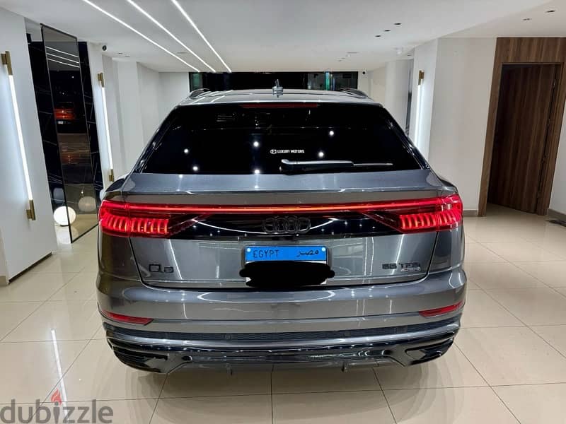 Audi Q8 sline  2021 4