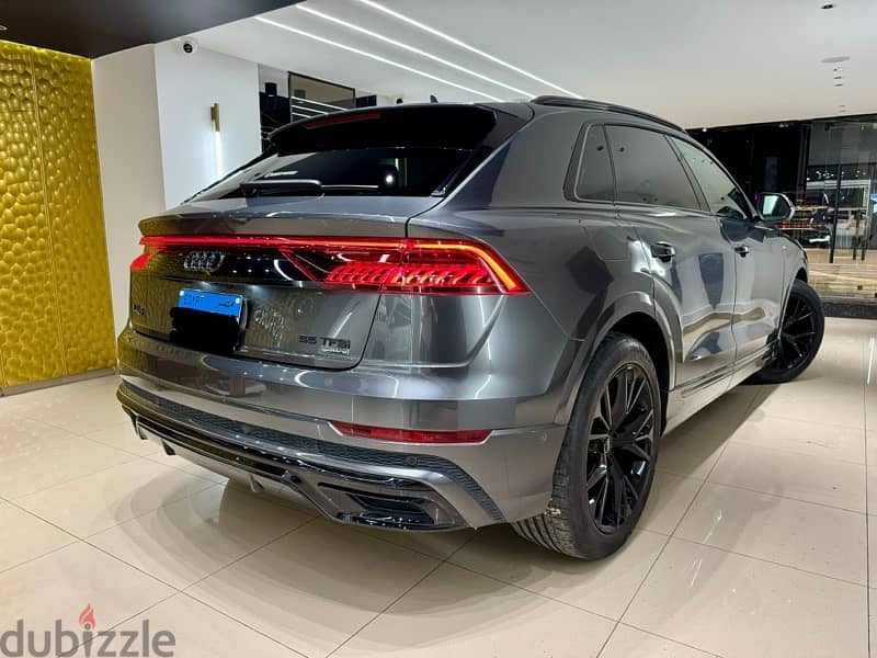 Audi Q8 sline  2021 5