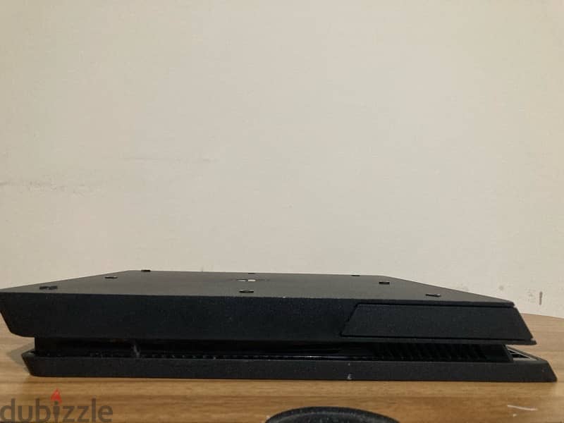 PS4 slim 500GB 3